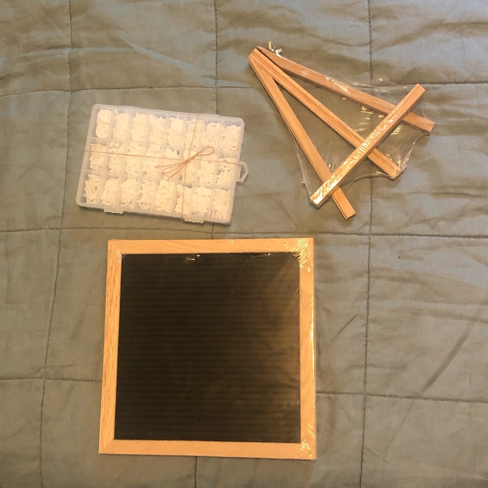 BRAND NEW Abell Felt Letter Board